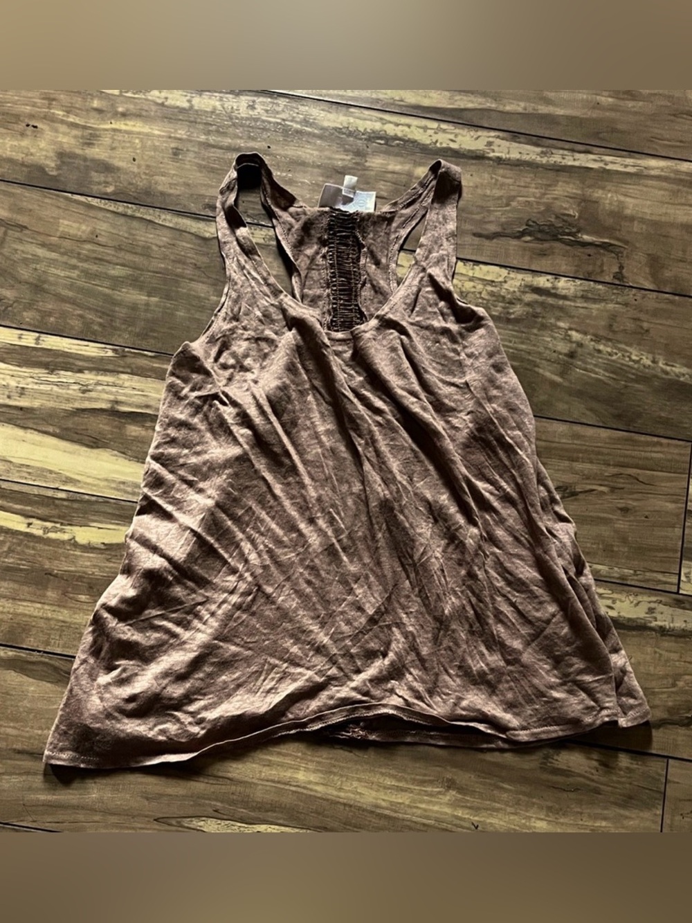 Alexis 100% linen racer back tank top with woven design on back